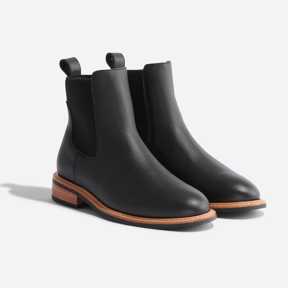 New with Box - Nisolo Carmen Chelsea Booties